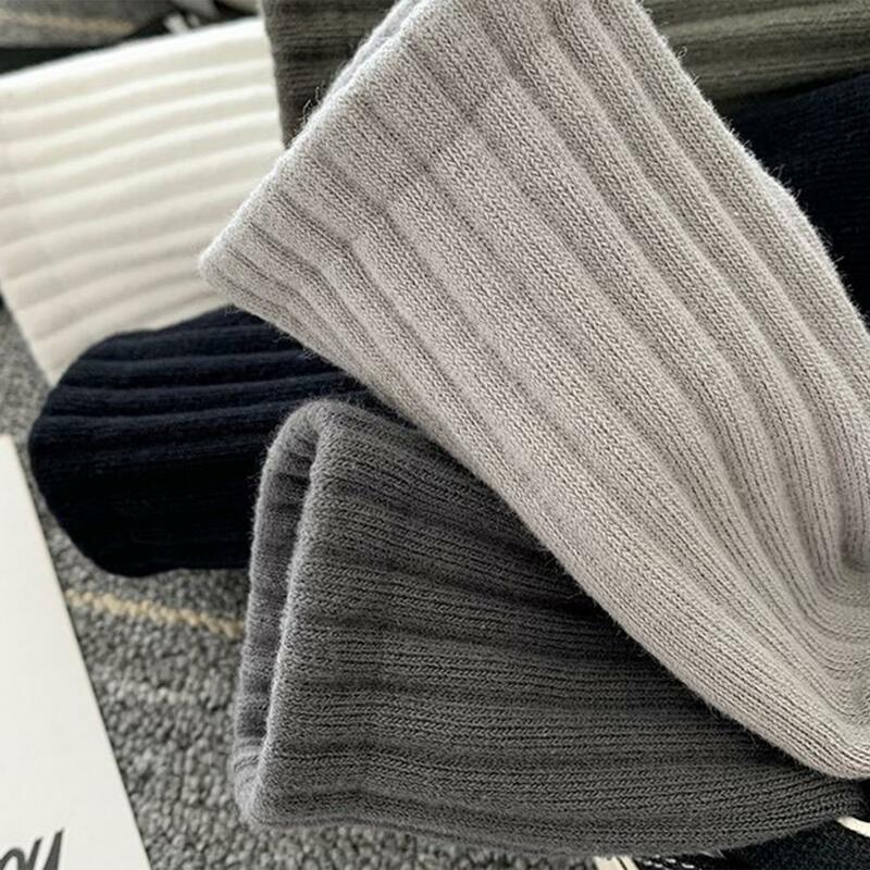Men Socks Solid Color Socks Premium Unisex Sports Socks Knitted Mid-tube Ankle Protection Soft Elastic Anti-slip for Seasons