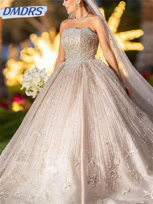 Charming Strapless Wedding Dress 2024 Elegant Sleeveless Ball Gown Luxurious Beaded Wedding Gown Dreamy Robe De Mariee
