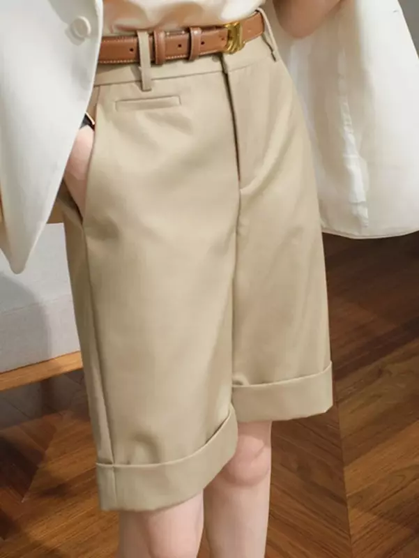 Shorts für Frauen Knielange gerade Hose mit hoher Taille und Gürtel Sommers horts für Frauen weiße Büro mode Damen Shorts