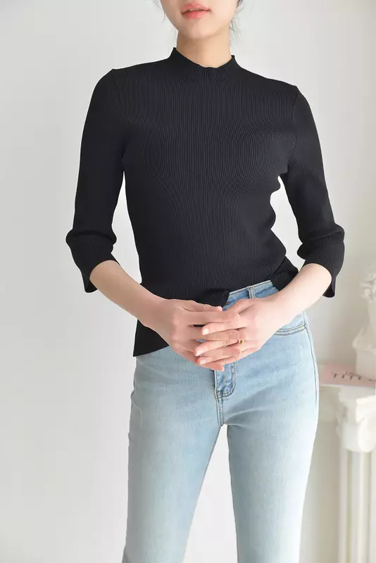 Women Metal Buckle Sweater Black Backless Three Quarter Sleeve O-Neck Fashion Knitted Pullover