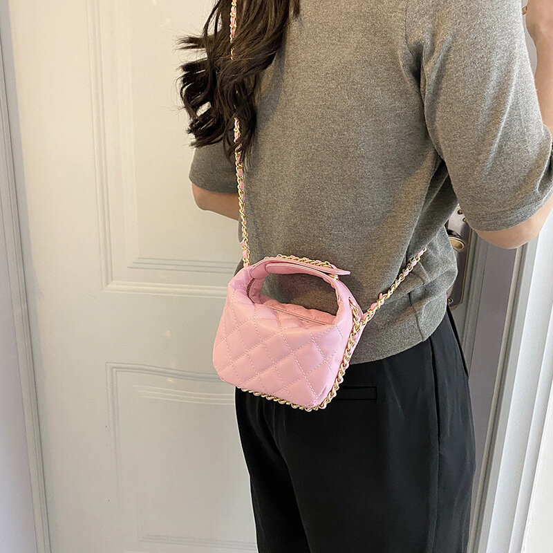 Trendy Mini Fragrant Women's Bag 2024 Texture Diamond Grid Chain Bag Fashion One Shoulder Crossbody Mouth Red Bag