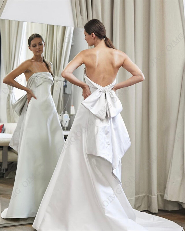 Элегантное Атласное Свадебное Платье OIMG без бретелек трапециевидной формы со шлейфом без рукавов