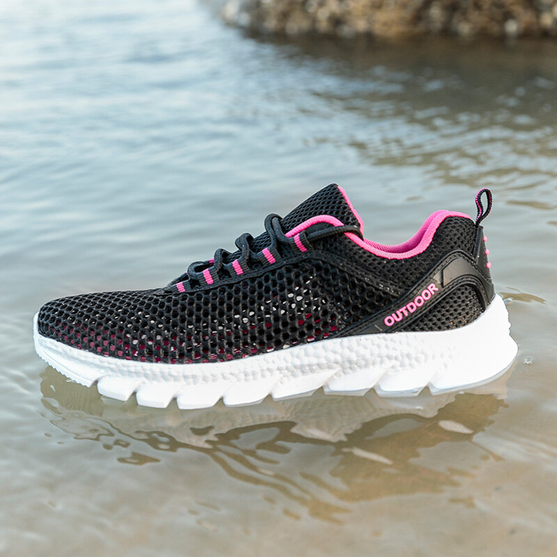 2021New Unisex lekkie buty do wody kobieta Mesh Outdoor oddychające buty plażowe człowiek szybkoschnący brodząc buty sportowe Sneaker wody