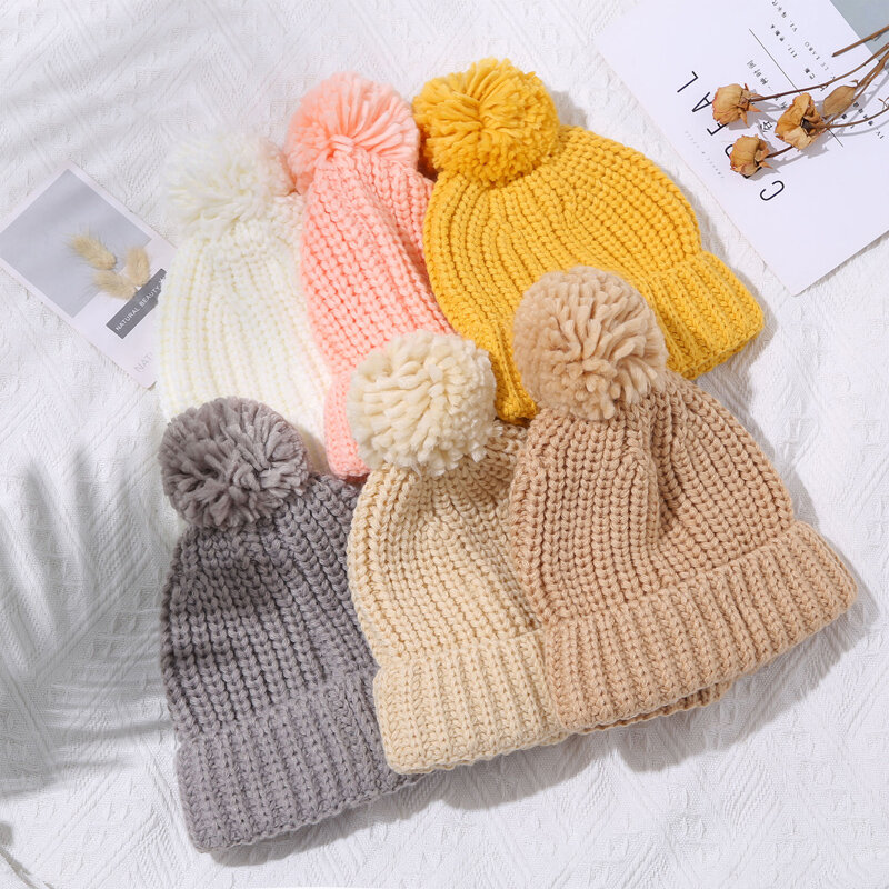 6 Colors Children Knitted Hat Cute Soft Thickened  Beanie Warm Winter Hat Suitable for Girls Boys Knitted Yarn Ball Cat
