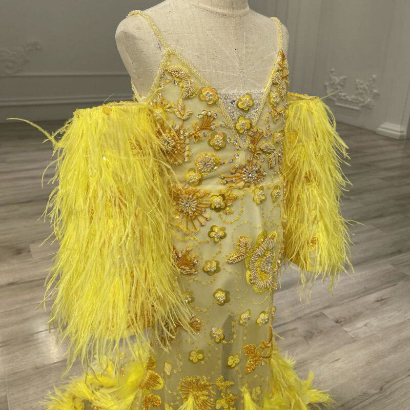 Children's yellow fashionable flower embroidered suspender fishtail dress
