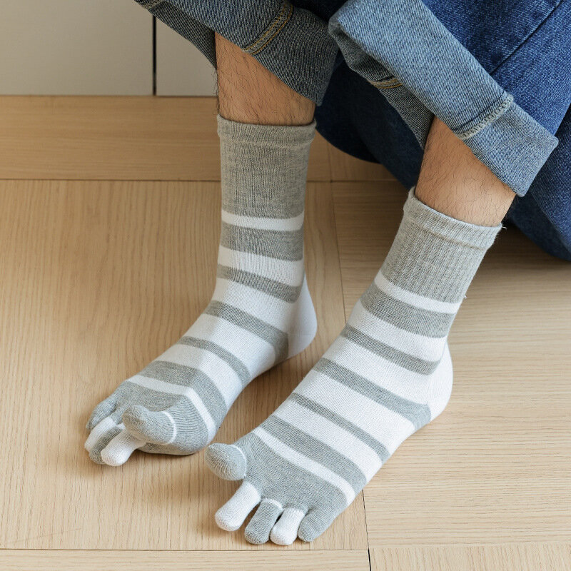 Calcetines deportivos de algodón para hombre, medias clásicas de 5 dedos, rayas blancas y negras, con punta de cebra, antiolor, absorbe el sudor, 1 par