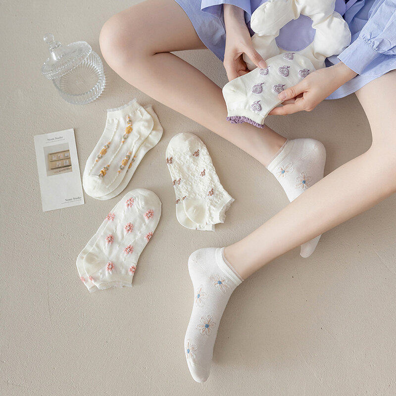 Calcetines cortos de verano para mujer, medias tobilleras finas de algodón, transpirables, con diseño de flores, color blanco, lote de 5 pares