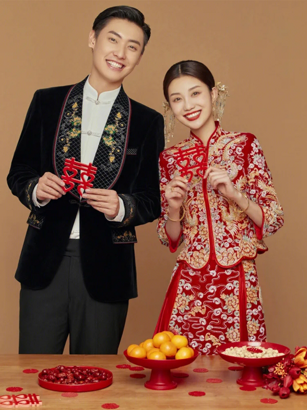 فستان زفاف صيني مطرز للنساء ، ياقة الماندرين ، شيونغسام ، ملابس التوست ، عنقاء التنين