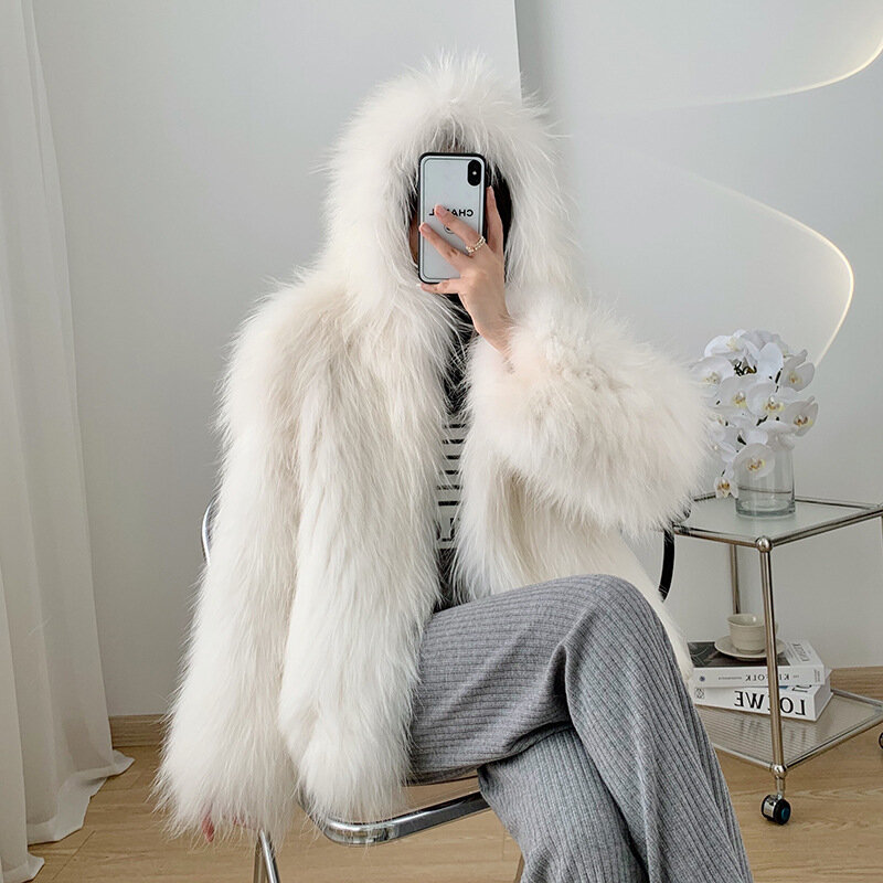 2024 зашитое двухстороннее плетеное меховое пальто с капюшоном из меха енота для женской короткой шубы, популярное в Интернете зимой,