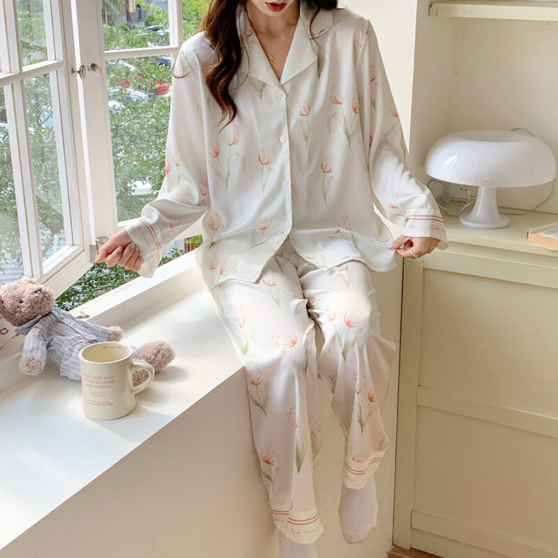 Дизайнерская Весенняя атласная Женская шелковая пижама из 2 предметов, мягкая одежда для отдыха с длинным рукавом и принтом, одежда для сна на пуговицах, домашний комплект