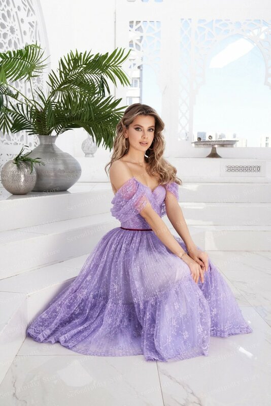 Lavanda vestido de fiesta largo por debajo de la rodilla con hombros descubiertos, vestido de baile de tul de encaje, vestidos de cóctel púrpura, vestido de niña dulce para evento