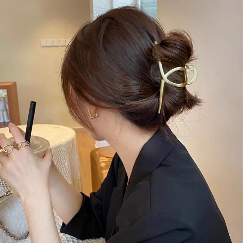 Garra de cabelo metálica cor dourada e prateada para mulheres, grampo de cabelo cruzado caranguejo, elegante grampo geométrico coreano, acessórios de cabelo feminino