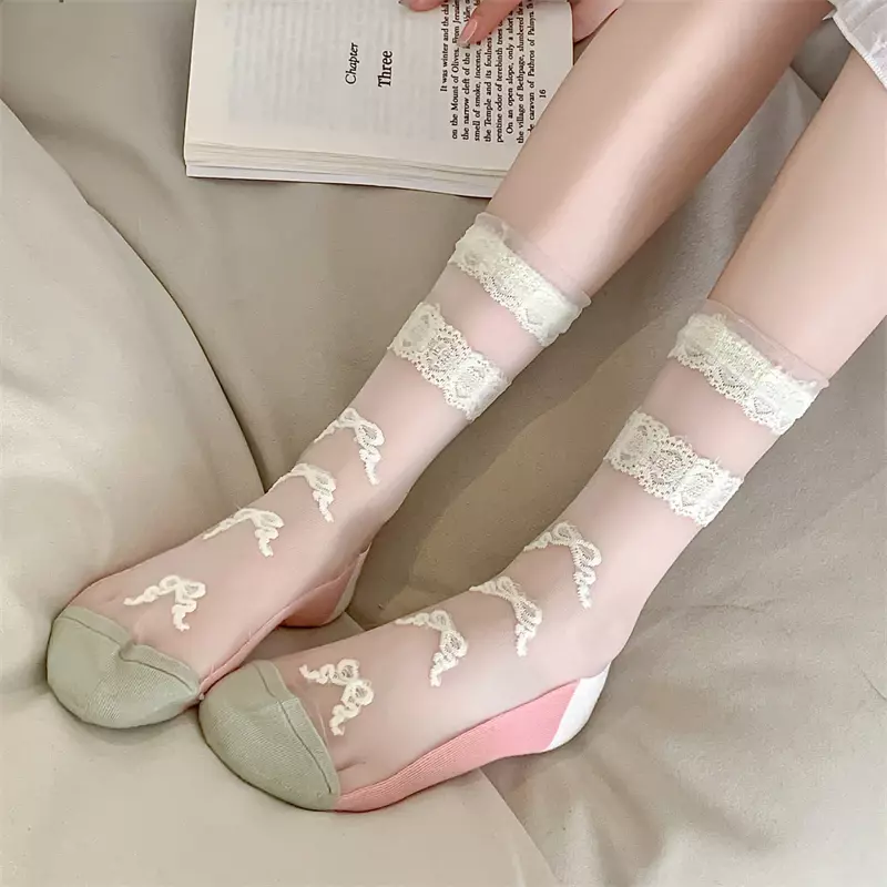 Ensemble de 3 paires de chaussettes transparentes pour femmes, fines, respirantes, douces, fraîches, décontractées, mignonnes, nouveau style coréen, floral, couleurs mélangées