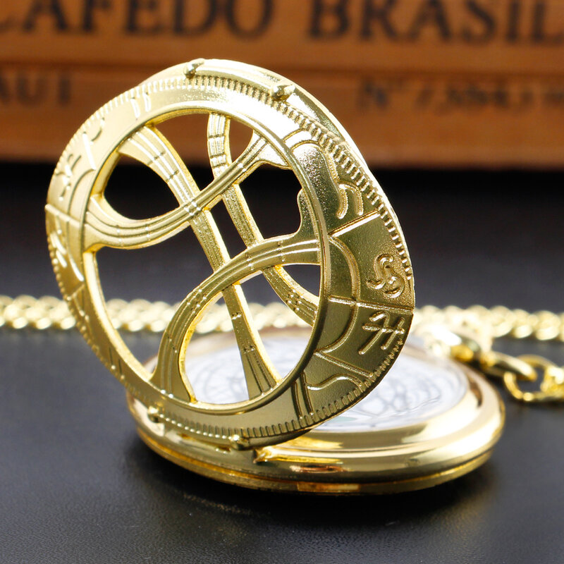 Luxury Gold Hollow Pocket Watches Eyes Design Personality Vintage Classic Quartz Pendant Pocket FOB Watch relogio masculino
