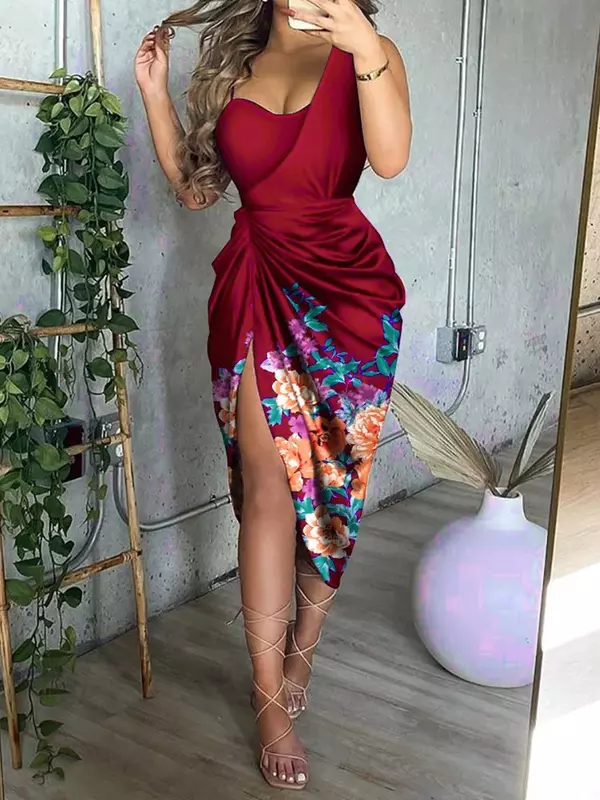 Summer 2024 Lady Dress Sexy One Shoulder Irregular Office Temperament Smocked Slit Fashion Sequin Sewing Slim Fit Party Dress