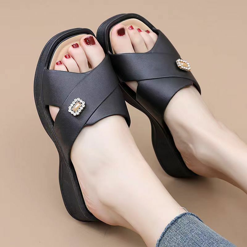 Sandal Wedges satu kata wanita, baru musim panas sandal gratis pengiriman sol tebal Non Slip sandal rumah sandal pantai luar ruangan