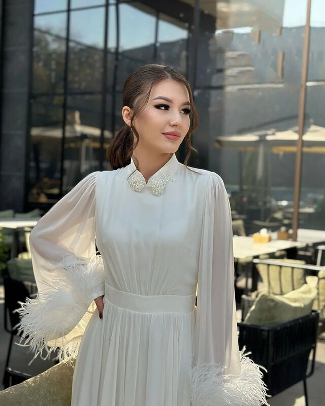 Elegant Feathers Evening Gowns Beaded High Neck Chiffon Feather Party Women Wear Muslim Long Sleeve Floor Length Prom Dress