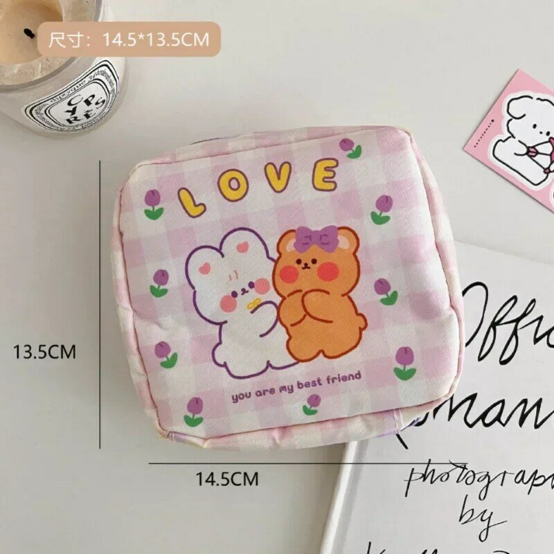 Cute Cartoon Small Cosmetic Bags, Batom Maquiagem Organizer Case, Mini absorventes higiênicos Travel Bag, Fone de ouvido Coin Storage Pouch, Ins Cute