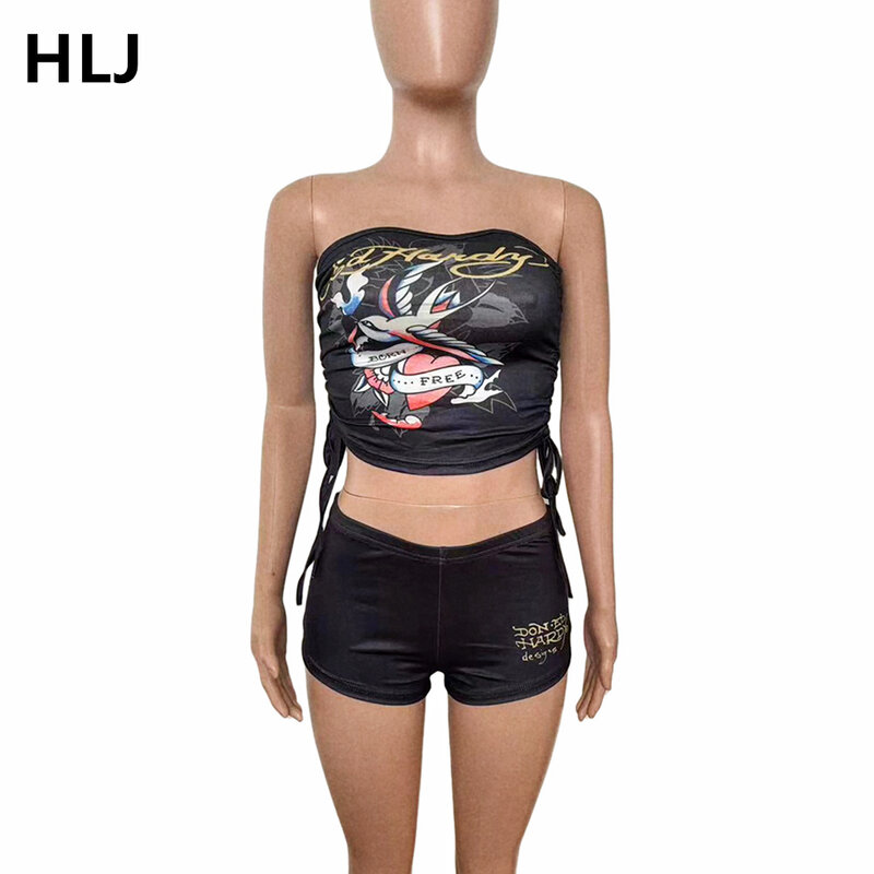 HLJ ชุดเกาะอก2ชิ้นสำหรับผู้หญิงเสื้อครอปและกางเกงขาสั้นเปิดหลังเสื้อเปิดไหล่แขนกุดกราฟฟิตีแฟชั่น Y2K ชุดสตรีทแวร์