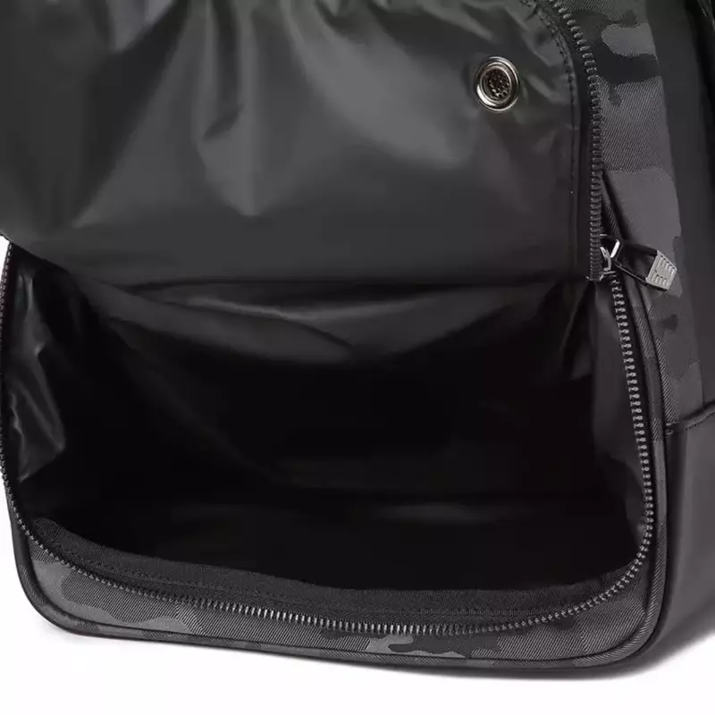 2024 borsa per abbigliamento da Golf di fascia alta con tracolla borsa Boston in tessuto di qualità con teschio in metallo