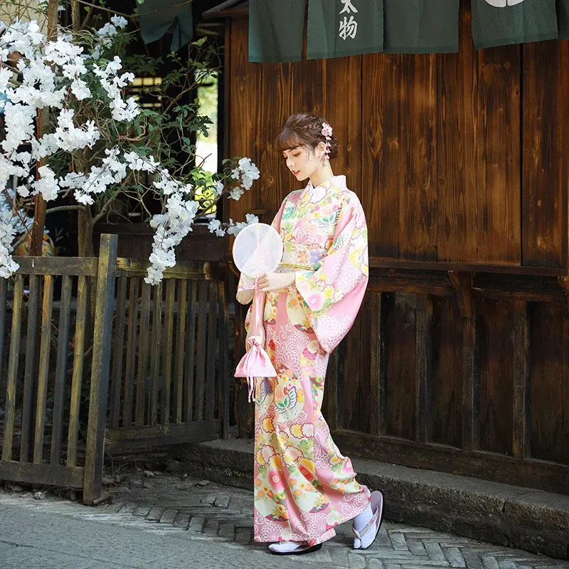 Kimono Sakura Girl para mujer, vestido de flores de luz de Luna, estilo japonés, albornoz Yukata, estampado Floral, uniforme Haori japonés, disfraz de Cosplay