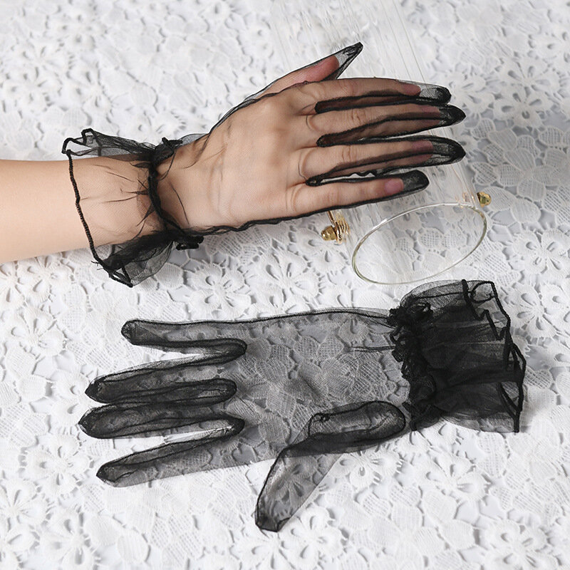 Женские кружевные перчатки с закрытыми пальцами, ультратонкие короткие тюлевые перчатки, эластичные прозрачные перчатки с ножницами в виде листьев лотоса, 1 пара