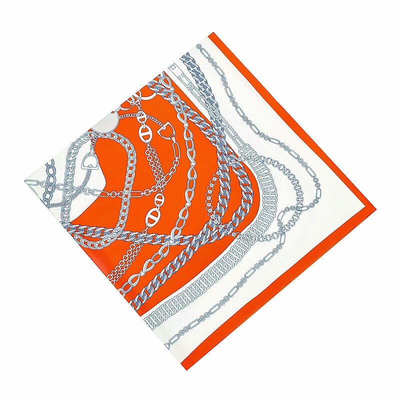 Sciarpa con stampa a catena da 130cm scialle quadrato in seta Fashion Design Pashmina fazzoletto da donna sciarpe per donna passamontagna Bandana BeachTowel