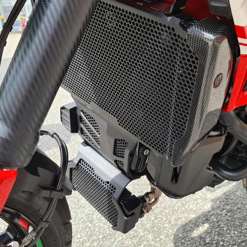 สำหรับ Ducati Hypermotard 950 939 SP Hyperstrada 939หม้อน้ำรถจักรยานยนต์ Shroud Grille น้ำมัน Cooler ถังเครื่องยนต์อุปกรณ์ปกป้องป้องกัน
