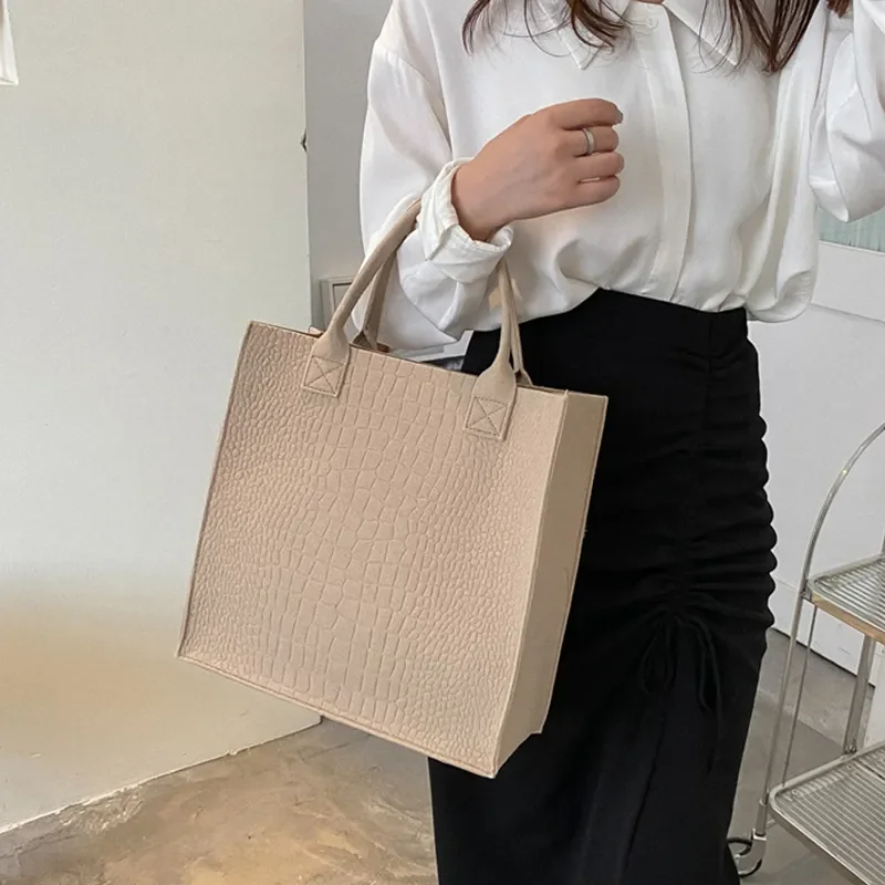 Женская сумка из фетра с тиснением под крокодила, сумка на плечо большой вместимости, модная брендовая сумка и кошелек, новинка 2023