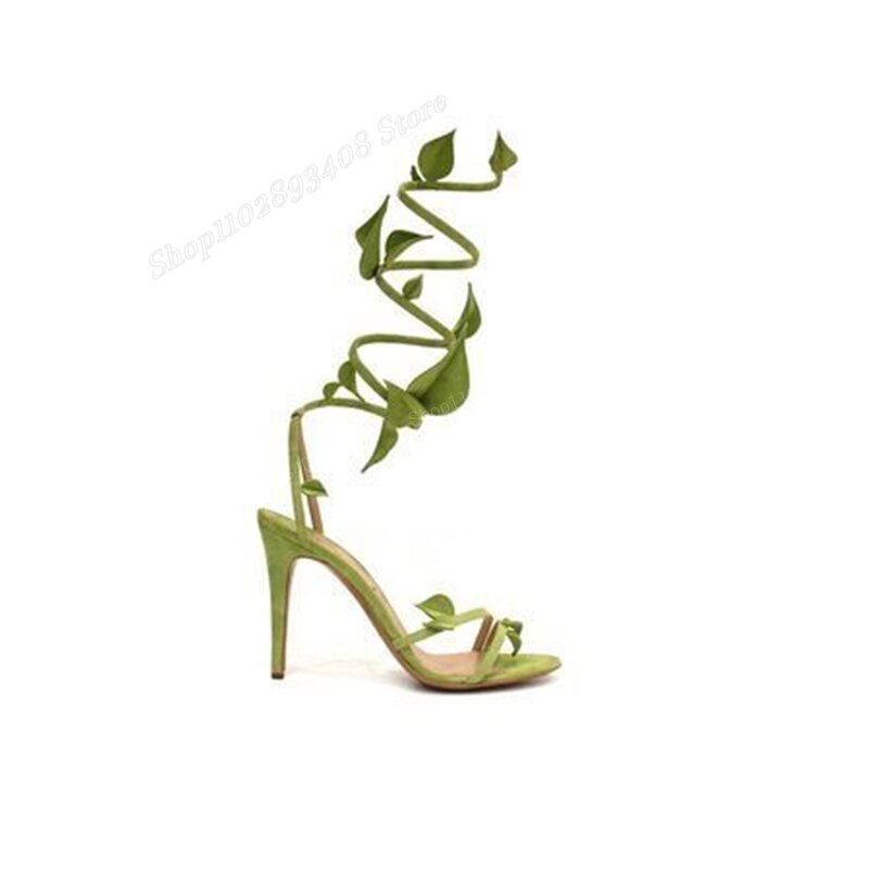 Sandal wanita mode hak tinggi desain daun hijau bertali sepatu wanita mode Stiletto desain baru berongga sandal musim semi 2024