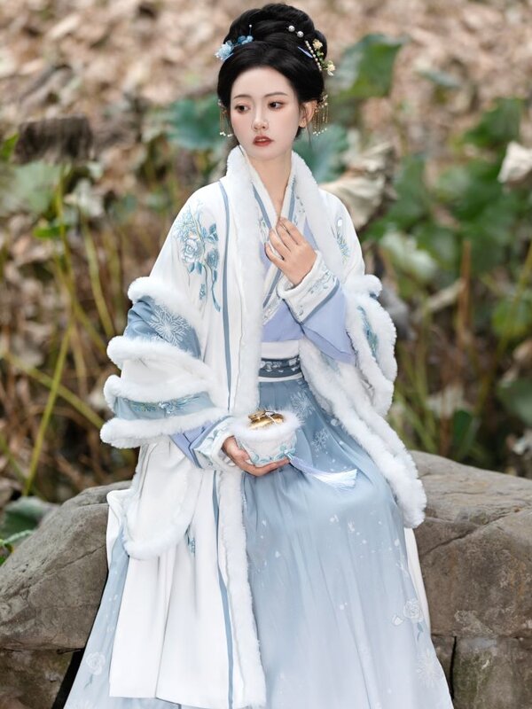 Falda plisada con cuello cruzado para mujer, ropa china Han, forro polar diario, Invierno