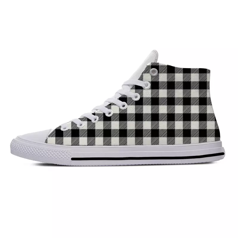 Hot Black and White Plaid Checks Aesthetic Fashion Breathable Casual Shoes High Top Lightweight Men Women Sneakers Board Shoes