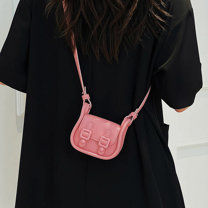Bag women's 2022 new summer shoulder cross-body headphones mini bag niche premium texture green Cambridge bag