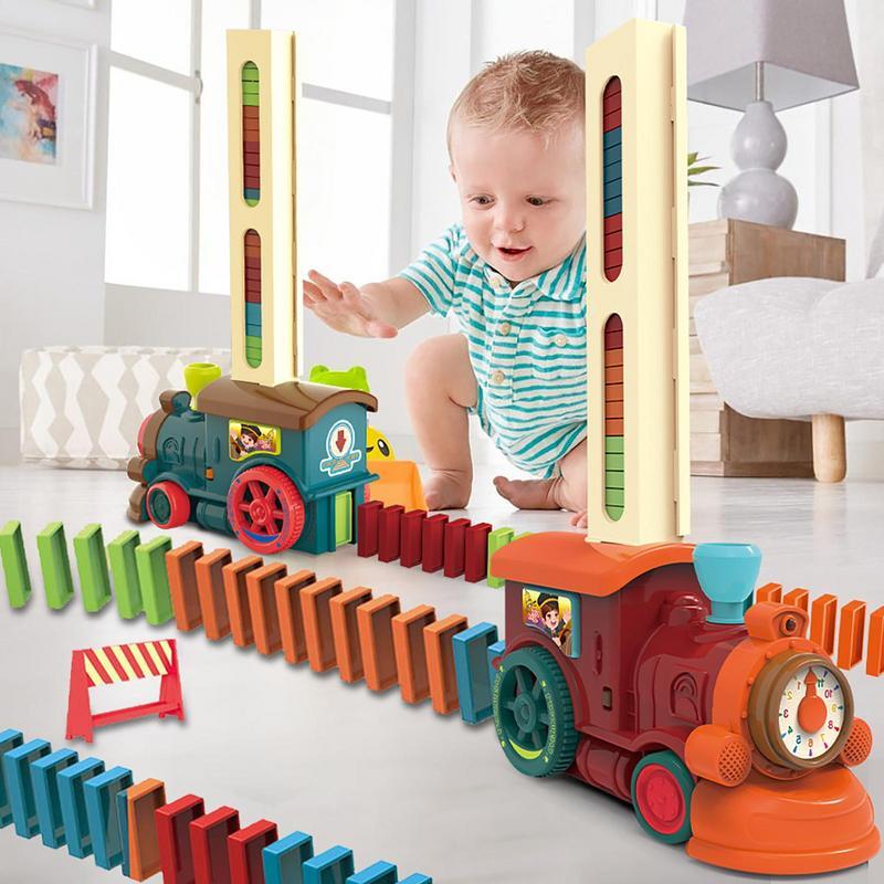 Conjunto de trem elétrico dominó com luzes e som para crianças, carro elétrico colorido, jogos criativos, inteligência educacional, brinquedo DIY, 80pcs