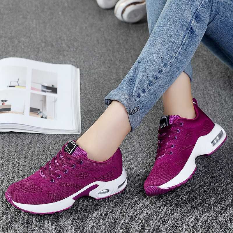 Sepatu Lari Bersirkulasi Olahraga Ringan Wanita Fashion Sneakers Jalan Kasual Berbantalan Udara Tenis Feminino Zapatos Mujer