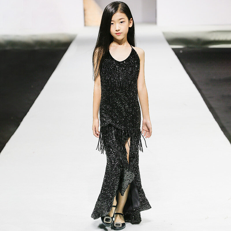 Zwarte Kostuums Voor Meisjes, Nieuwe Mode-Split Latin Fishtail Catwalk-Jurk Voor Kinderen.