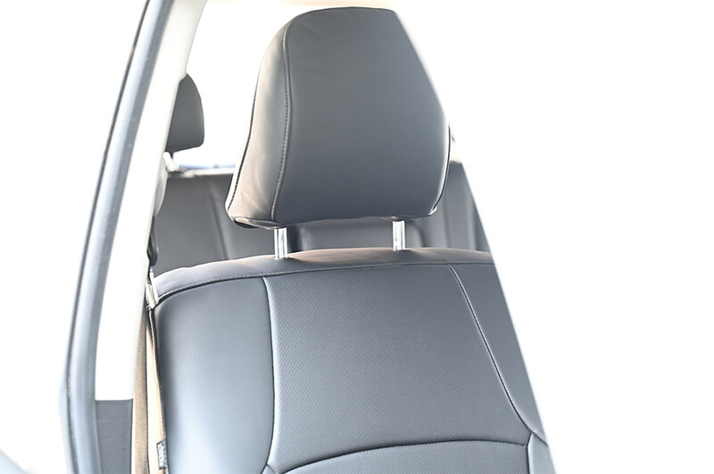 Couro perfurado Car Seat Covers, conjunto completo, durável, ajuste personalizado, Toyota Land Cruiser, Prado Gxr/vx 120, 150