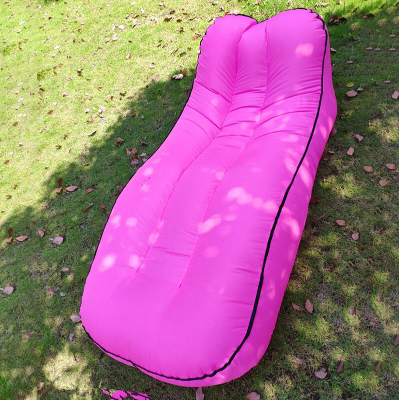 สีชมพูกลางแจ้ง Camping Inflatable โซฟาแบบพกพา Camping ตั้งแคมป์อุปกรณ์ลอยพับ Inflatable Cushion Bed Lounge