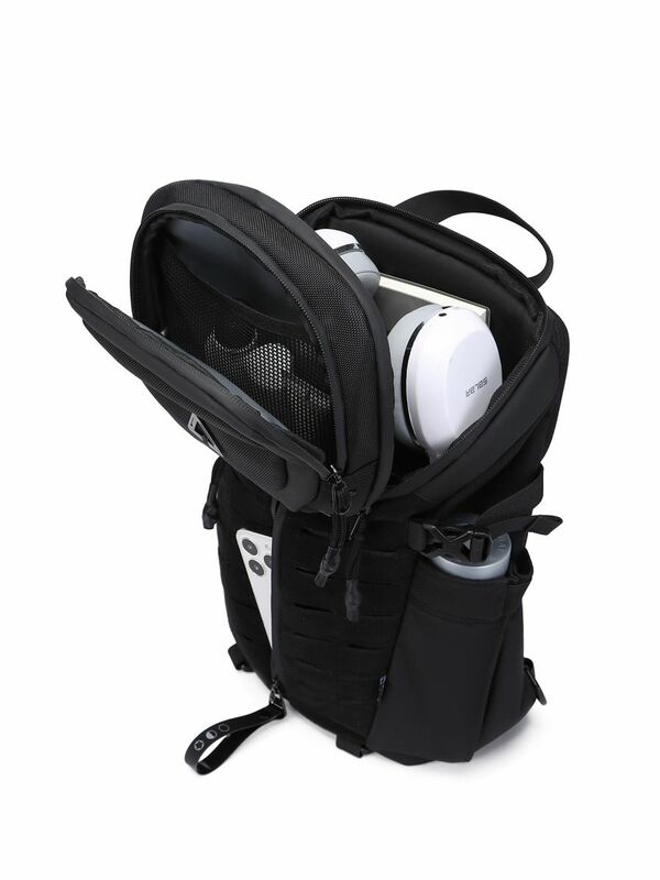 Ozuko tas selempang USB tahan air pria, tas kurir perjalanan pendek anti-maling, tas dada desainer modis untuk pria