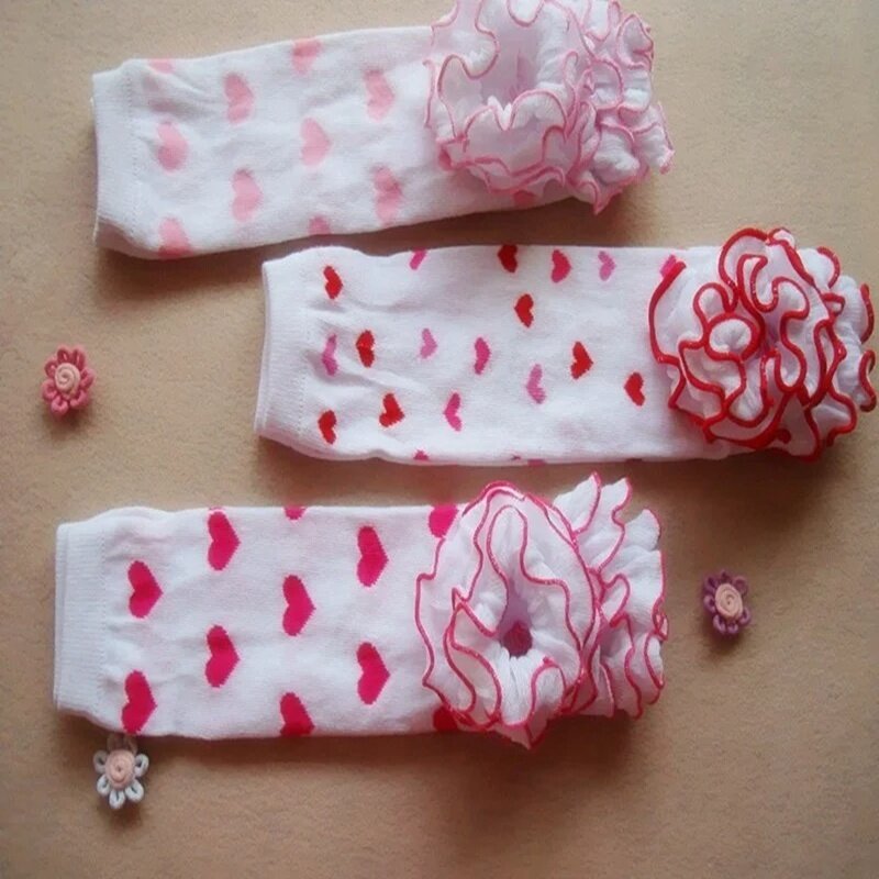Calentadores de piernas para bebé, medias de algodón con volantes para el Día de San Valentín
