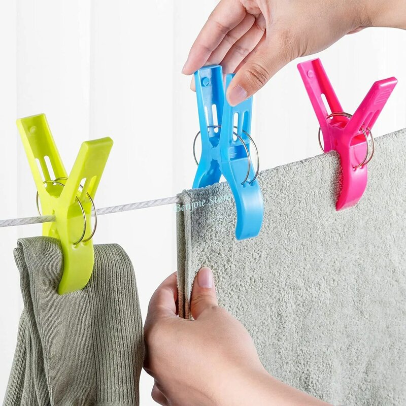 Large Colorful Clothes Clip 4/8pcs Plastic Beach Towel Clips Windproof ClothesPins for Beach Chair Blankets Pool Clothes Pins