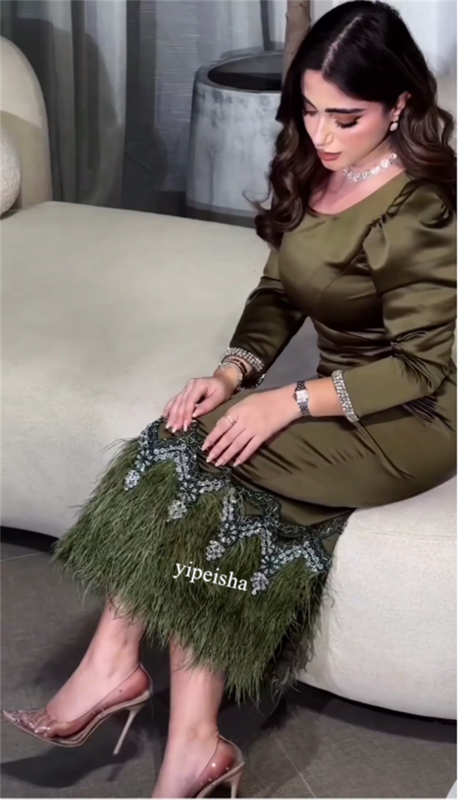 Satin Feather  Sheath O-Neck Bespoke Occasion Gown Midi Dresses Saudi Arabia es 