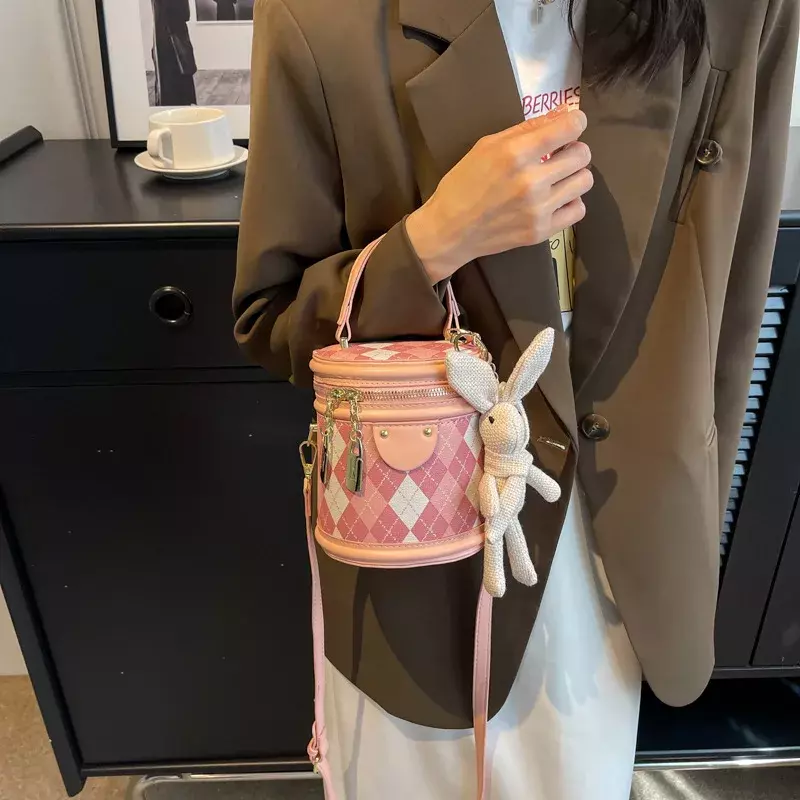 Simple Rhombus round Women's 2024 New Summer Fashion Casual Messenger Portable Bucket Bag for Women