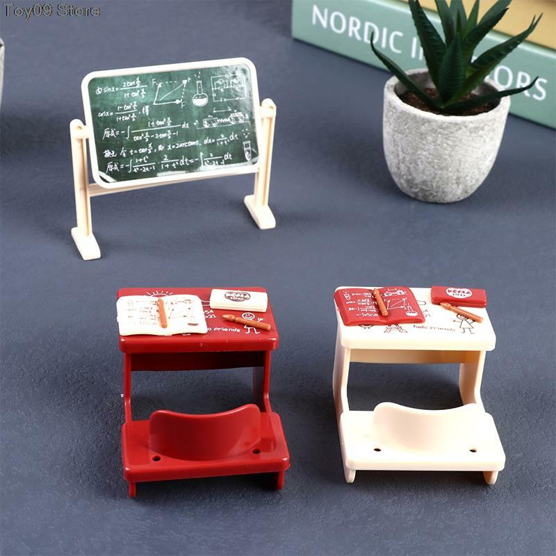 مكتب وكرسي مدرسي مصغر لبيت الدمية ، نموذج أثاث لوح فني ، ديكور استوديو للصفوف الدراسية ، ألعاب بيت اللعب ، ، مجموعة واحدة ساخنة