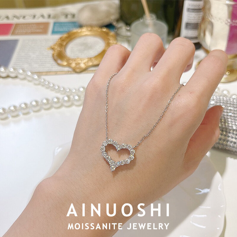 AINUOSHI-Colgante de corazón ostentoso para mujer, collar de moissanita de Plata de Ley 925, joyería de boda romántica para enamorados, regalo