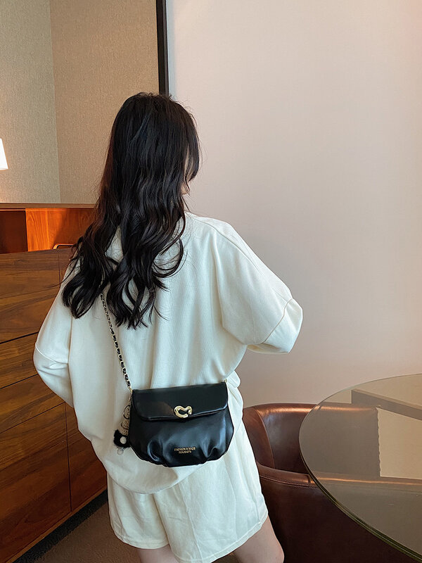 Мини-сумка на цепочке в форме облака, женская новая модная Корейская Сумка-слинг через плечо, женская мягкая кожаная Милая подвесная сумка для женщин