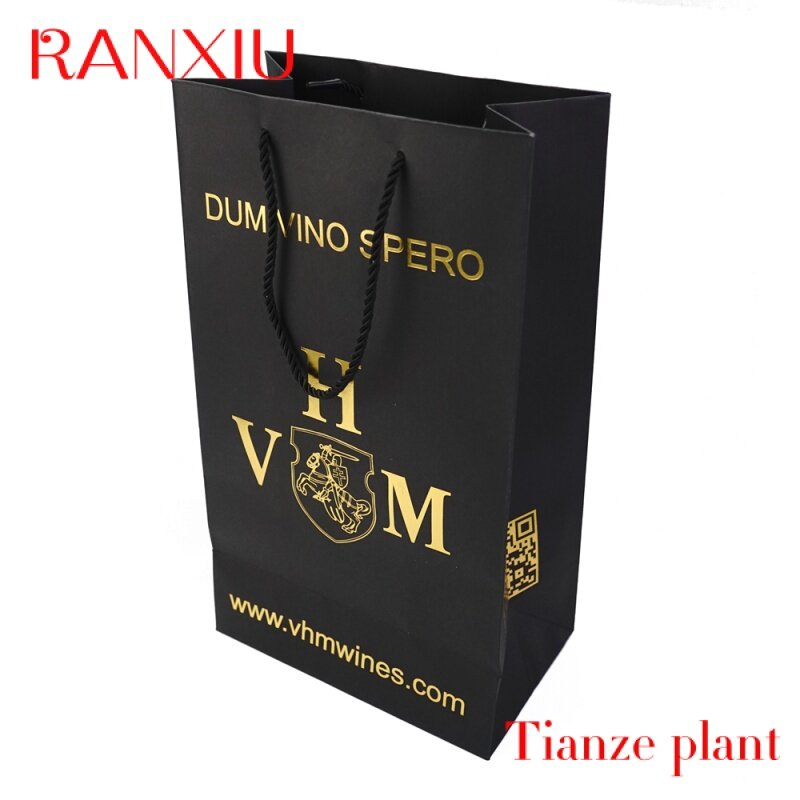 Custom High Quality Black Matte Paper Shopping Bag For Packaging Custom Paper Bags With Your Own Logo