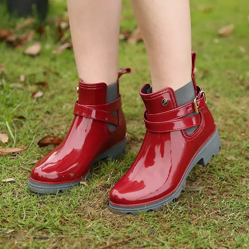 กันน้ำ Martin Boots ผู้หญิง PVC รองเท้าข้อเท้าสีแดงแพลตฟอร์มรองเท้าแฟชั่นรองเท้ากันลื่นรองเท้า2022ฤดู...