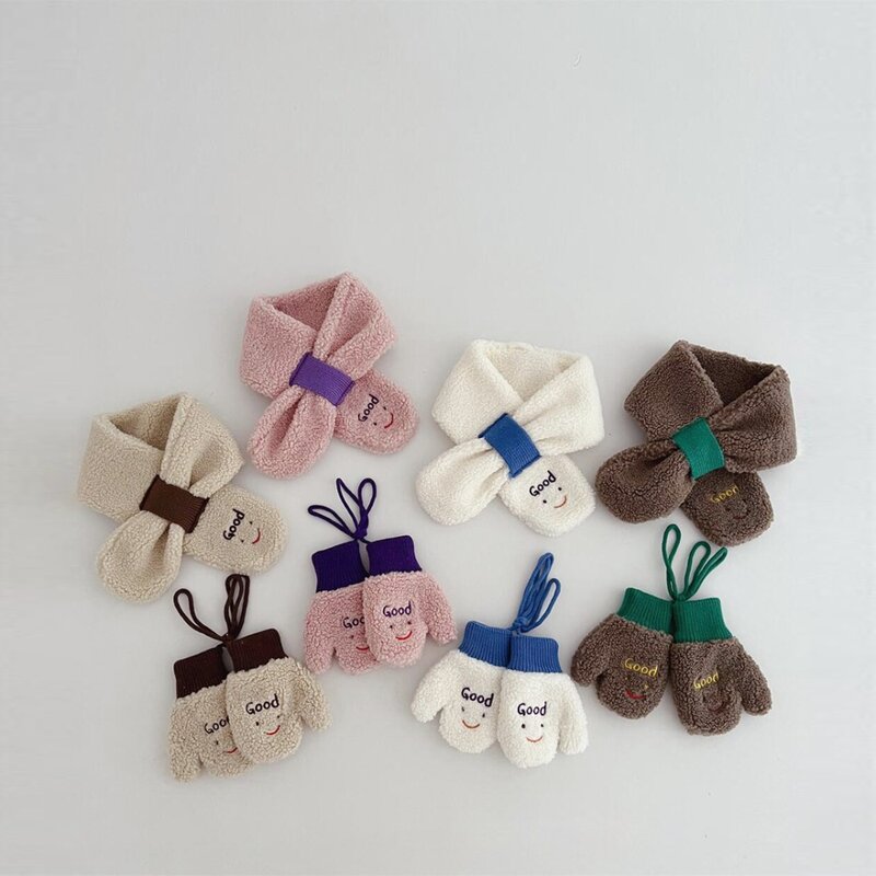 Мягкие и приятные для кожи детские перчатки в Корейском стиле ветрозащитные дышащие Мультяшные улыбки кашемировые перчатки Плюшевые Теплые