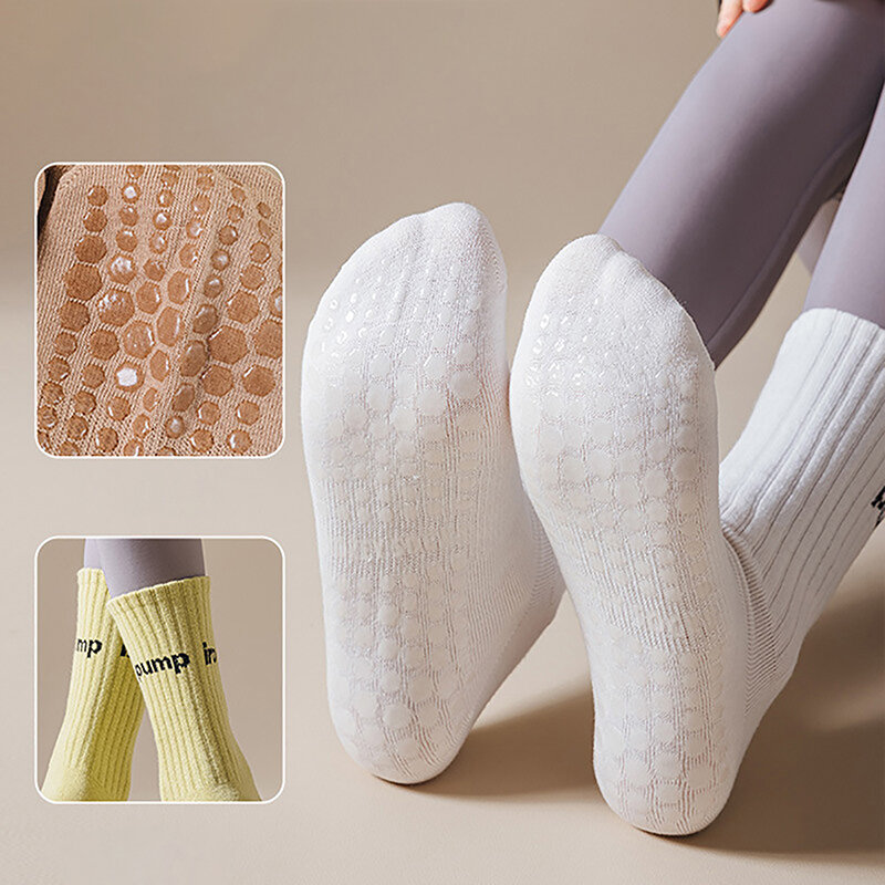 Nuovi calzini da Yoga a metà polpaccio semplici in tinta unita calzini da Pilates calzini da Fitness antiscivolo in Silicone calzini da allenamento per ginnastica da ballo Indoor
